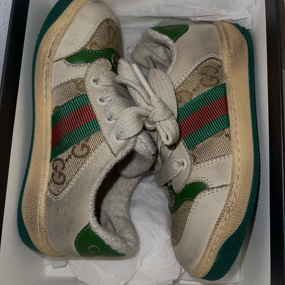 Gucci Toddler
GG Supreme Web sneakers - Picture 3 of 3